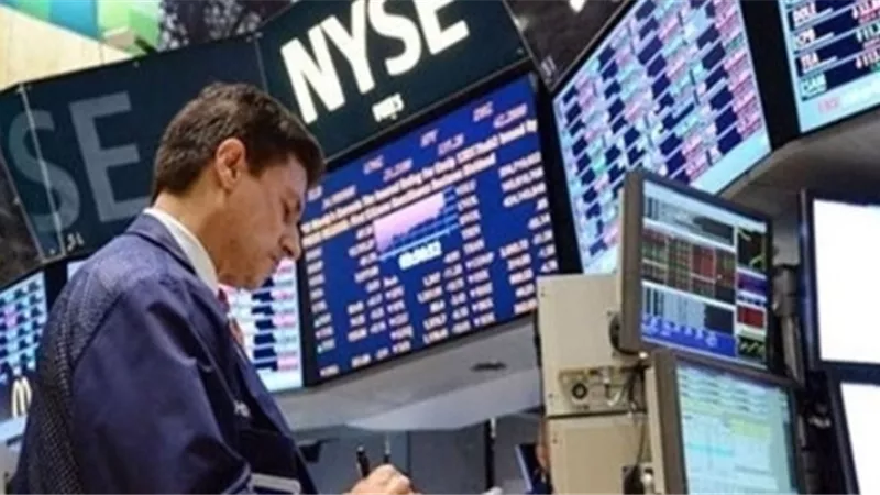 ارتفاع الأسهم البريطانية بدعم من مكاسب النفط والتعدين