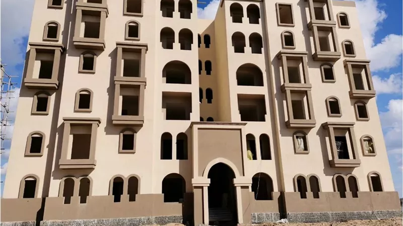الجزار: بدء التشطيبات بعمارات الإسكان الساحلي المميز بمدينة رشيد الجديدة