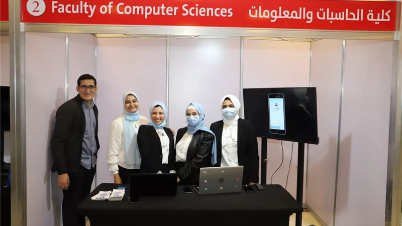 حاسبات عين شمس تحصد جائزة أفضل تسويق في مسابقة الإبتكار