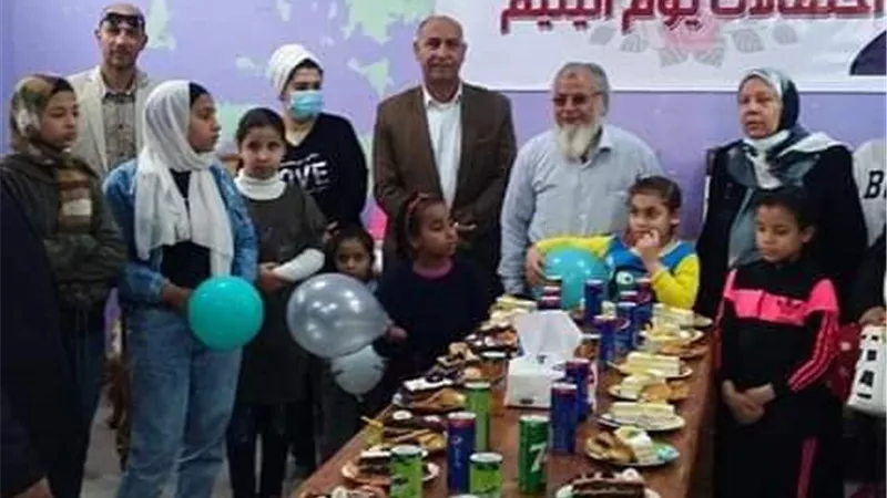 مستقبل وطن السويس يحتفل مع الأيتام