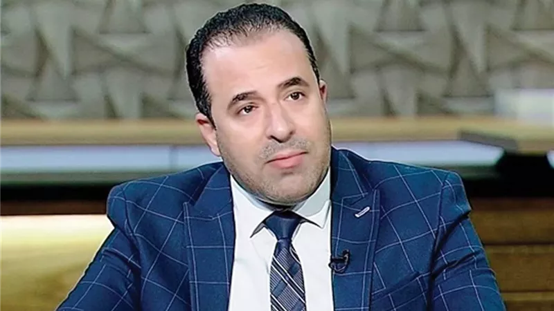 أحمد بدوي: مدبولي تعهد في البرلمان بسرعة إصداره.. لمنع النصب والحسابات الوهمية