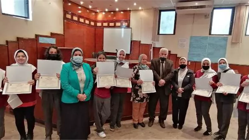 تعليم الإسكندرية يحصد مراكز متقدمة في مسابقتي صحيفة الطفل والإذاعة المدرسية