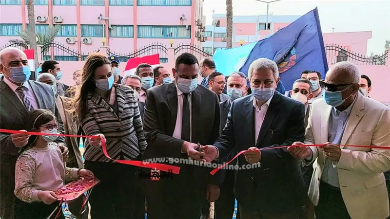 محافظ البحيرة ورئيس القابضة لمياه الشرب يفتتتحان مركز خدمة العملاء الجديد بشركة المياه بدمنهور