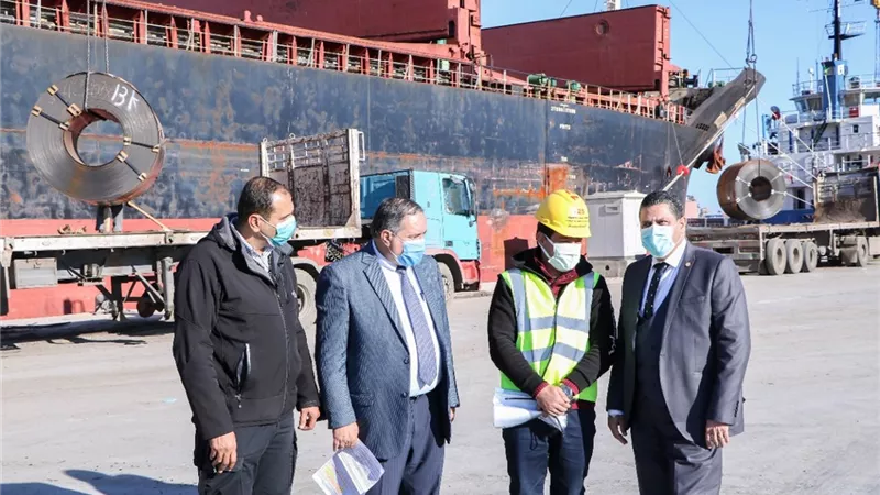 ٥١ ألف طن بضائع عامة وتصدير ٩٧١ حاوية خضار وفاكهة إلى الخليج وأوروبا والصين والهند إجمالي حركة التداول بميناء دمياط اليوم
