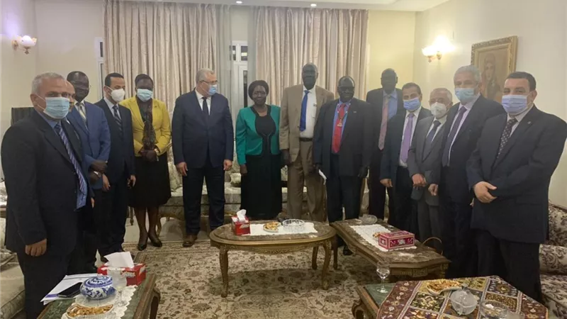 وزير الزراعة يبحث في جوبا التعاون الزراعي بين مصر وجنوب السودان
