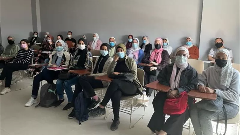 اللغات والترجمة بجامعة بدر تتعاون مع 6 جامعات إسبانية لتنمية قدرات أعضاء هيئة التدريس.. بالصور