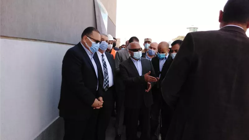 وزير النقل بالشرقية يعلن عن خطة قومية لتطوير المزلقانات إلكترونيا