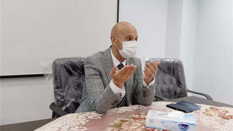 وكيل وزارة الصحة بالشرقية يؤكد: المراجعة اليومية لشبكات الاكسجين ومتابعة توافر المخزون الكافى منها