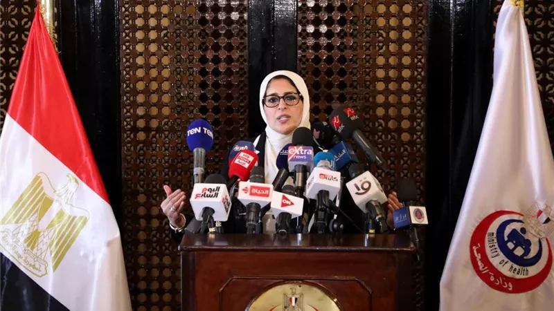 وزيرة الصحة: لم نرصد أي أعراض جانبية خطيرة لمتلقي لقاح 