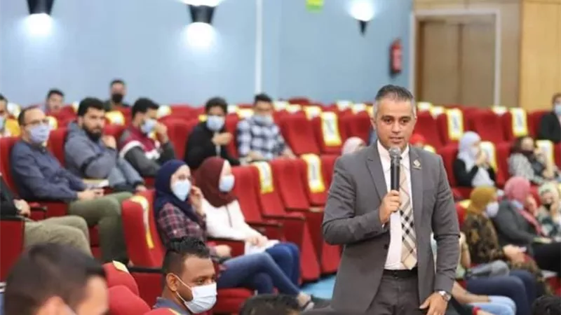 النائب أحمد فتحي فى ندوة بالجامعة الروسية : مصر حريصة على تأهيل الشباب وتمكينهم في المناصب والوظائف القيادية