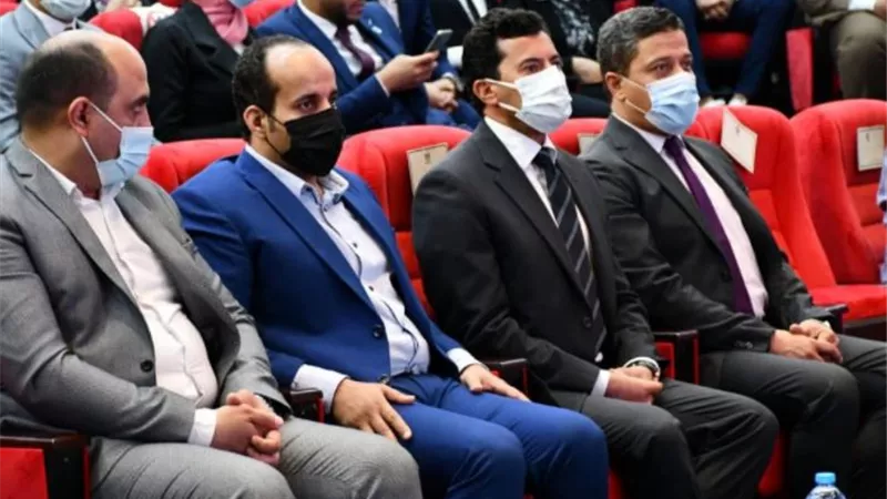وزير الرياضة يكرم الفائزين في الانتخابات الالكترونية لبرلمان الشباب