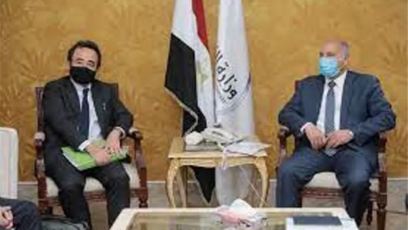 وزير النقل و المدير الاقليمي لـ