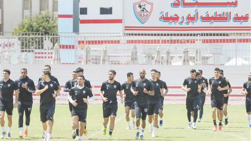 كارتيرون للاعبي الزمالك: لا للتشتيت.. قبل مواجهة تونجيث