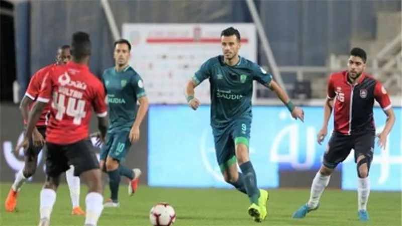 الدورى السعودى.. الأهلى يسقط امام الرائد بثلاثية فى مباراة مثيرة