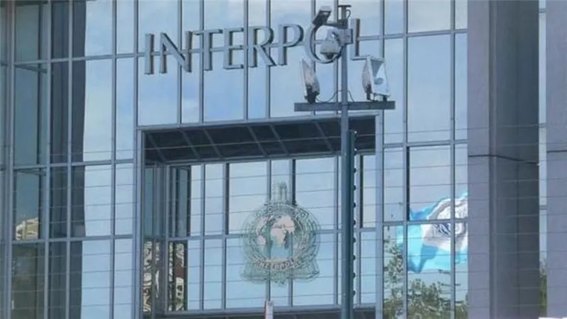 الإنتربول يعتقل 195 مطلوبا في حملة دولية على مهربي البشر