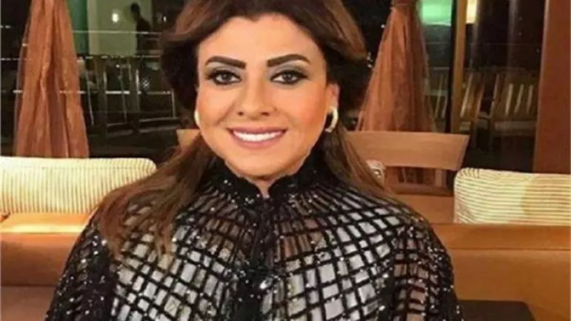 نشوى مصطفى تدعم خالد النبوى: 