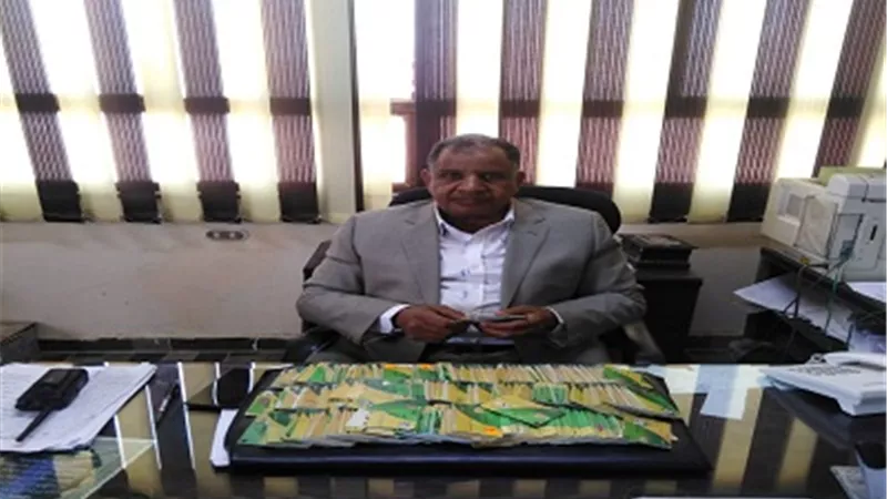 محافظ أسيوط يعلن ضبط 486 بطاقة تموينية بحوزة بعض المخابز وتحرير 345 مخالفة متنوعة