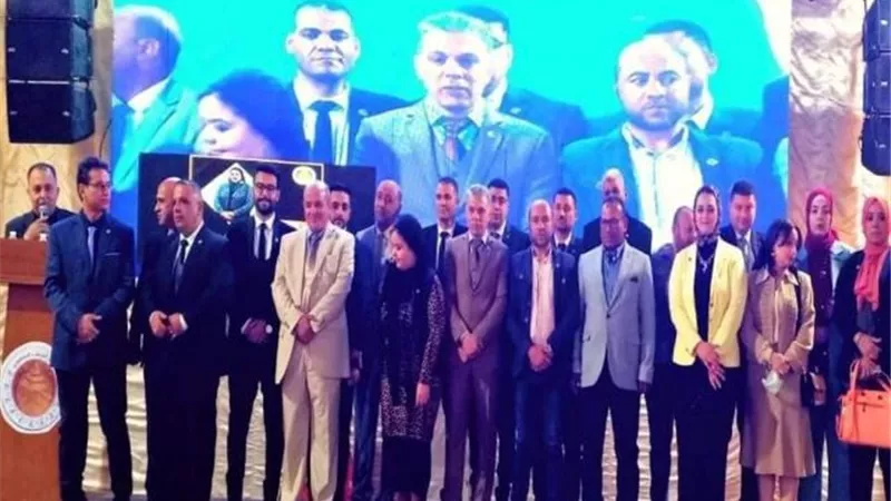 الشعب الجمهورى يفتتح مقرا جديدا له فى مدينة بلبيس.. بالصور