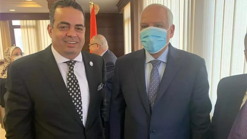 عصام هلال يلتقي قيادات محافظة الجيزة ويعلن تفاصيل حل ٥ مشكلات لأهالي الحوامدية