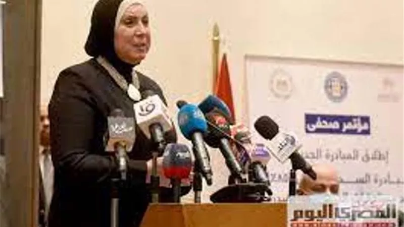 بالفيديو.. وزيرة التجارة: إنشاء 13 مجمع صناعي في 12 محافظة