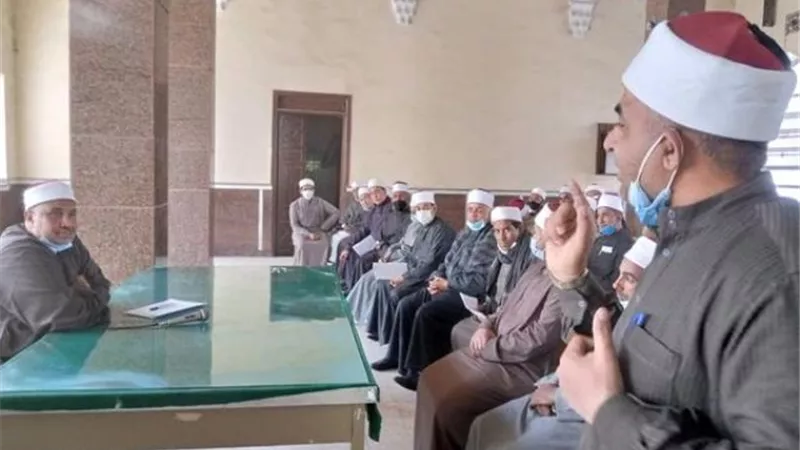 حملات تفتيشية تتابع إنضباط مساجد الإسماعيلية ..صور