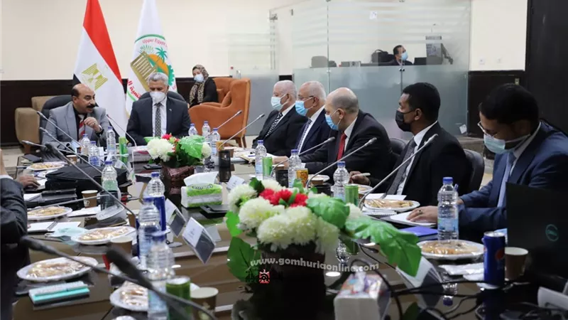 محافظ أسوان : مشروع متكامل للدواجن بالتعاون مع هيئة تنمية الصعيد بتكلفة ٢٣٦ مليون جنيه مع تنفيذ مشروعات للإستفادة بالثروات الطبيعية