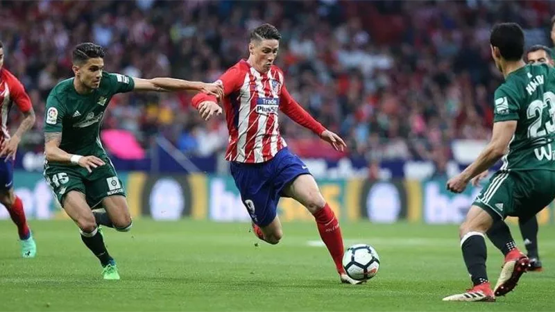 أتليتكو مدريد وريال بيتس يتعادلان إيجاباً فى الدورى الاسبانى