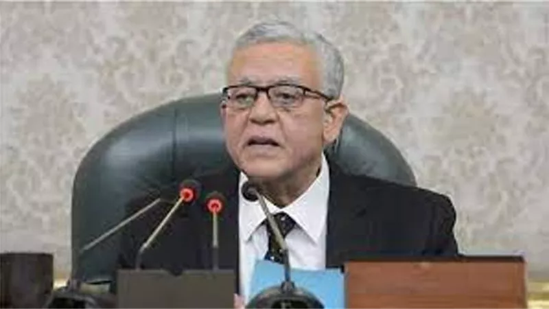 رئيس مجلس النواب يحيل عددا من مشروعات القوانين لمناقشتهم