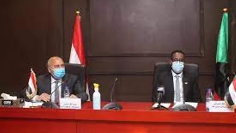 الوزير يؤكد الاستعداد لتلبية مطالب الجانب السوداني لتطوير قطاع النقل بين البلدين