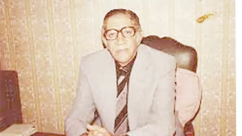 نعمان عاشور رائد المسرح الواقعي