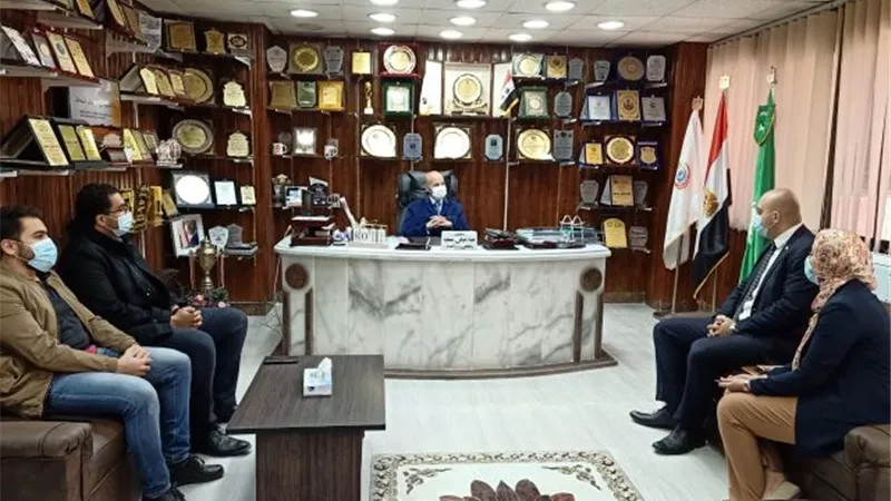 مسعود يستقبل ممثلى المبادرة الرئاسية حياة كريمة لتطوير المراكز فى الشرقية.. بالصور