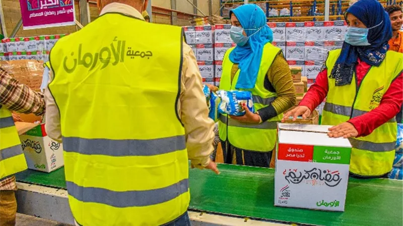 أورمان قنا تشارك فى قوافل دعم الأسر الأولى بالرعاية في رمضان