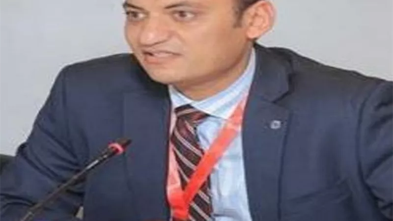 د.سامح سرور: التكنولوجيا.. لم تنل من لمة الأسرة علي المائدة