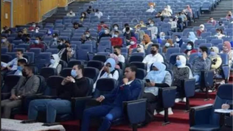 مبادرة توعوية ينظمها اتحاد طلاب جامعة سوهاج بالتعاون مع صندوق مكافحة المخدرات