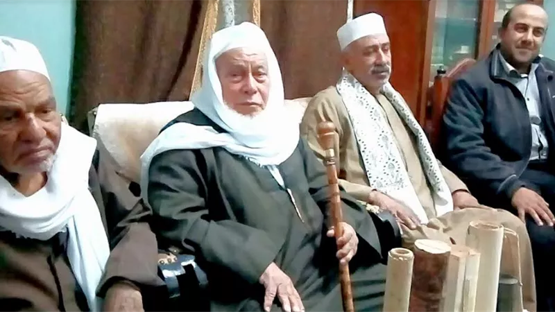 اسرار وحكايات الامراء تكشف عنها مخطوطات القلامون القدماء.صور وفيديو