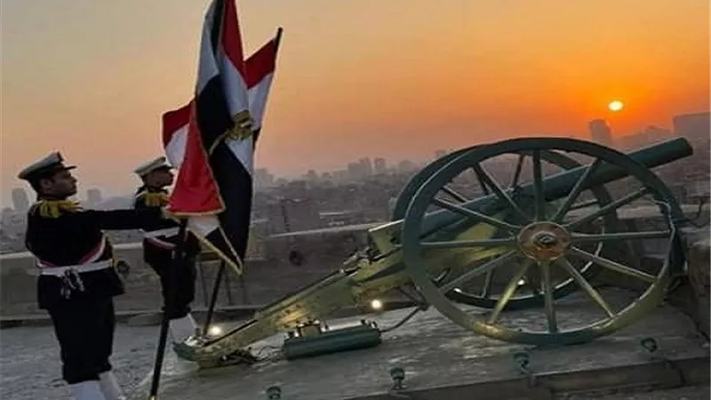 مدفع رمضان ينطلق بعد توقف ٣٠عاماً