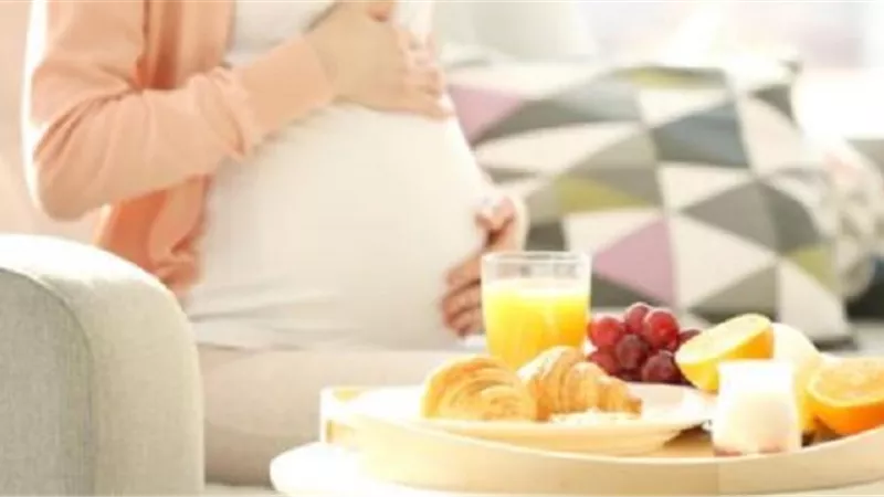 حكم صيام الحامل في الشهر التاسع؟ .. دار الإفتاء تجيب