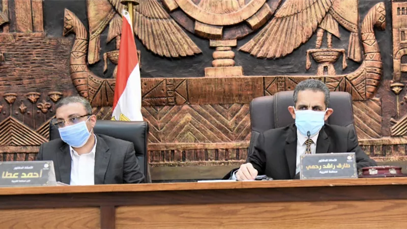 محافظ الغربية يلتقى باللجان الاستشارية المشرفة على استلام الطرق