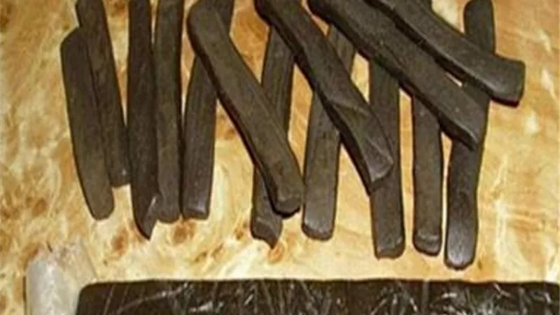 ضبط عاطل بحوزته 48 طربة حشيش بالشرقية