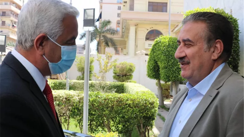 رئيس جامعة المنوفية يهنىء المحافظ بحلول شهر رمضان المبارك