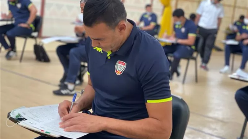 وحش أفريقيا يخضع لاختبارات الدورة التدريبية B.. شاهد