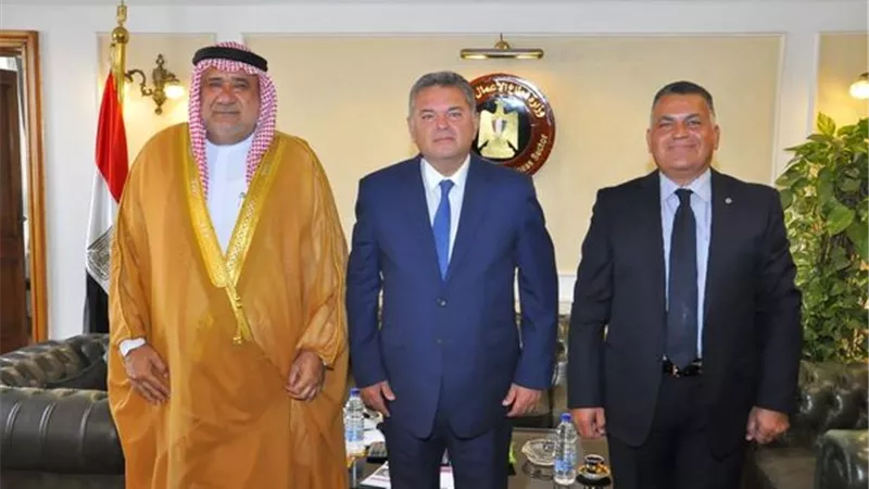 وزير قطاع الأعمال يبحث التعاون مع رئيس الاتحاد العربي للاستثمار والتطوير العقاري