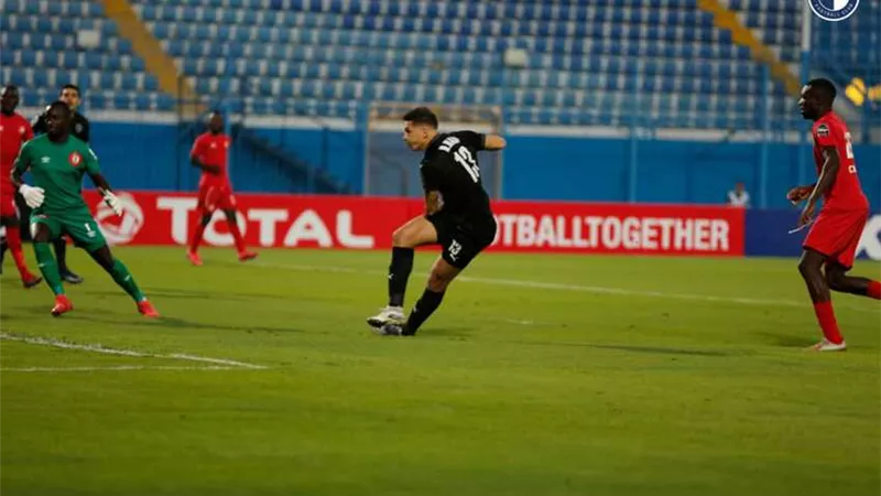 النيجيرى جوزيف أودي أوجابورحكما لمباراة بيراميدز ونكانا الزامبى