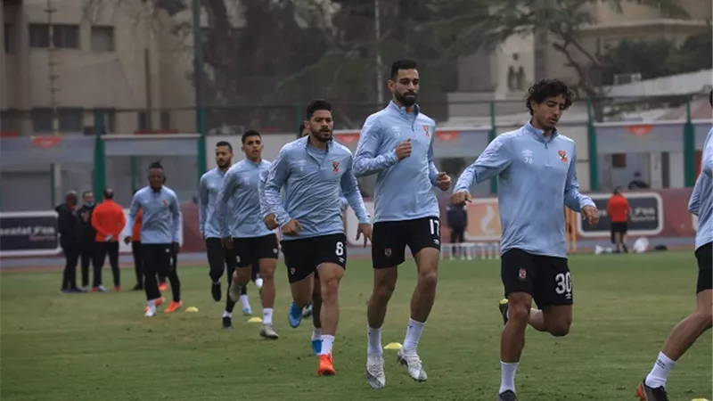 الأهلى يدخل معسكر مغلق إستعداداً لمواجهة الزمالك الدورى