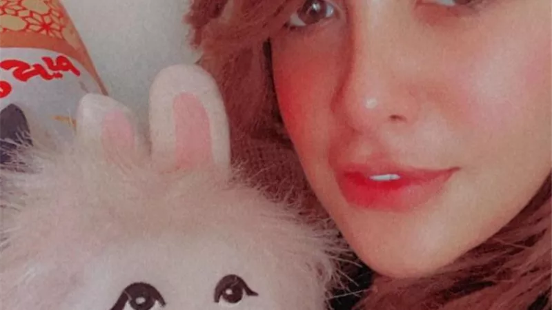 بنظرة ساحرة.. نرمين ماهر تتألق عبر إنستجرام برفقة طمطم