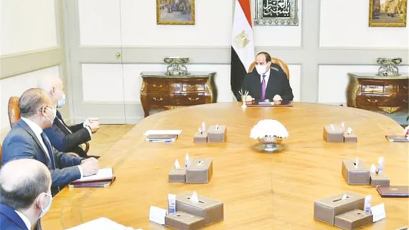 مواصلة التعاون مع 