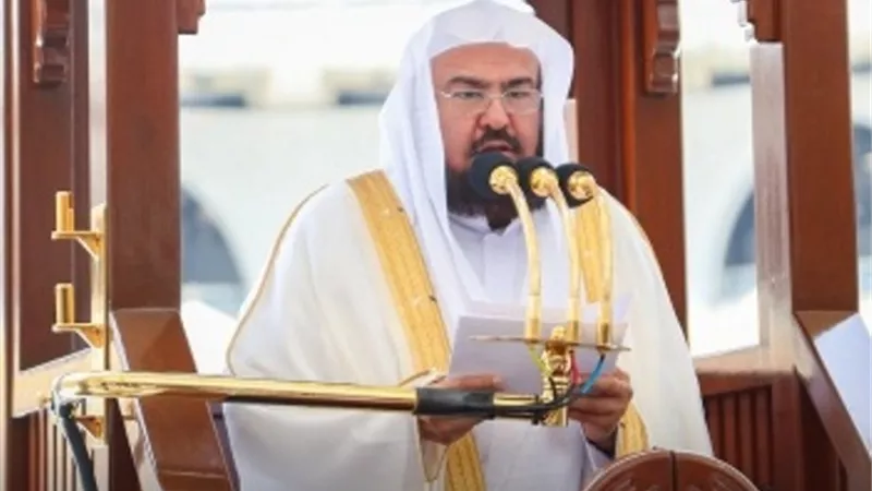 السديس في خطبة الجمعة : شهر رمضان نفحة ربانية ومنحة إلهية