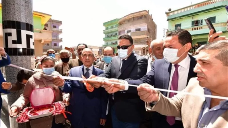 محافظ الدقهليه يفتتح مسجد قرية القنان الكبير بتكلفة 12مليون جنيه بالجهود الذاتية..صور