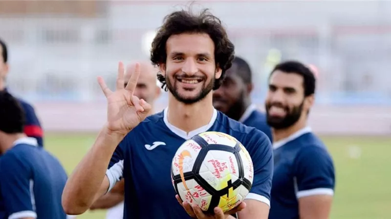 الزمالك يحتفل بـ محمود علاء.. شاهد