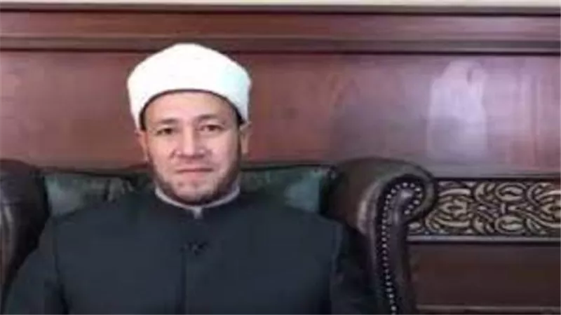كيف يمكنني تعويض أيام الإفطار في شهر رمضان الكريم سواء عن الدورة الشهرية أو لحالة مرضية وهل هناك كفارة تأخير ؟